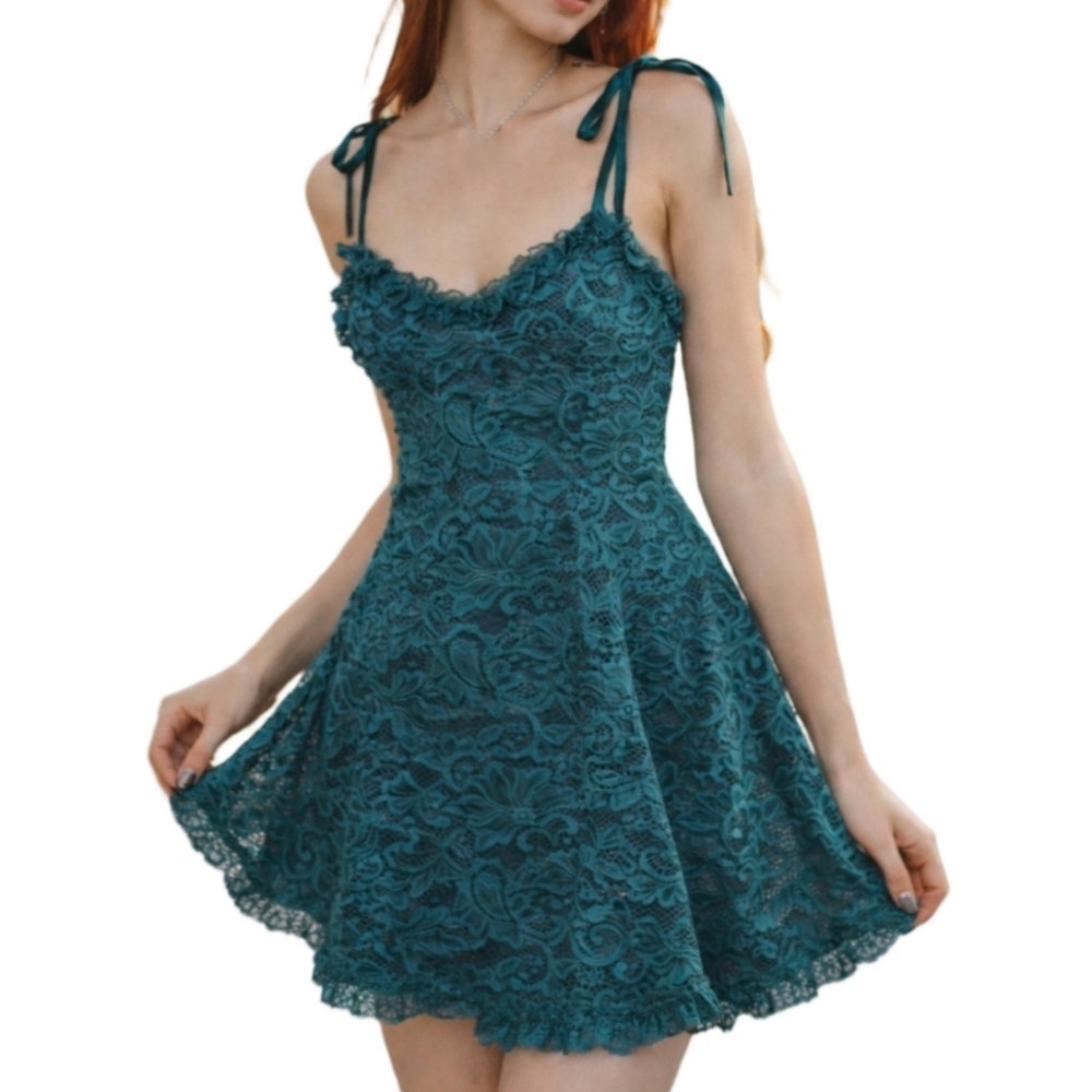 W1DOW Emerald Green Lace Dress